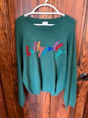 Le Lis Holly Jolly tinsel green sweater size large, only tried on not worn